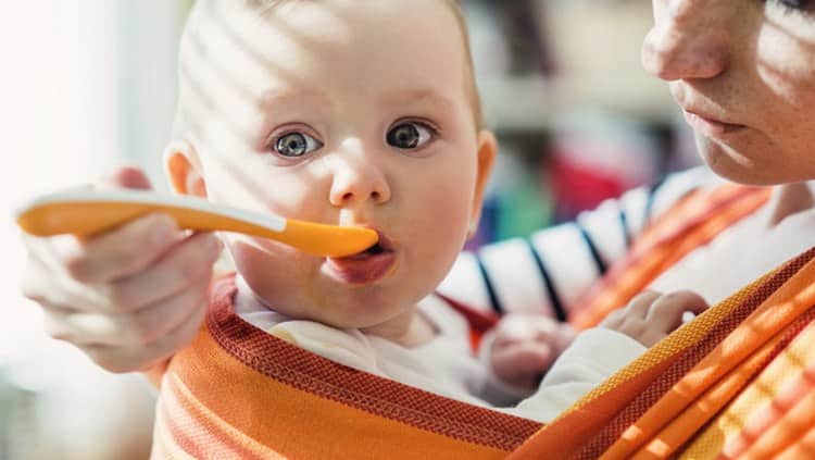 For artificially-fed babies, complementary feeding can already be introduced.
