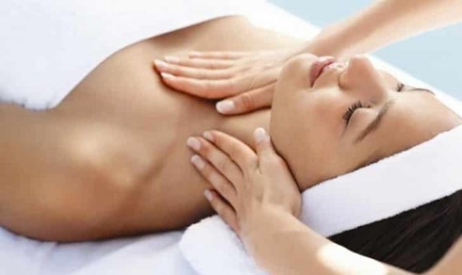 breast massage for nursing mother