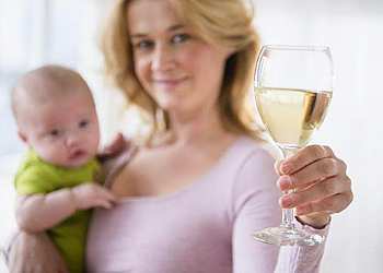 Is it possible to drink a little wine while breastfeeding?