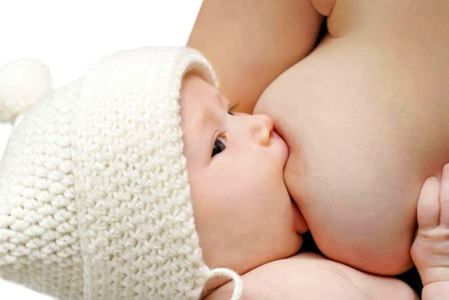 Correct infant latch on to the nipple reduces pain during breastfeeding