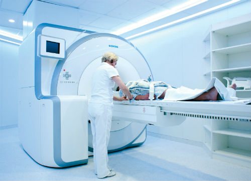 MRI procedure according to the policy
