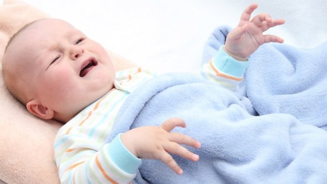 Запор у младенца на грудном вскармливании 2, 3, 4 месяца. Причины, что делать, что есть маме